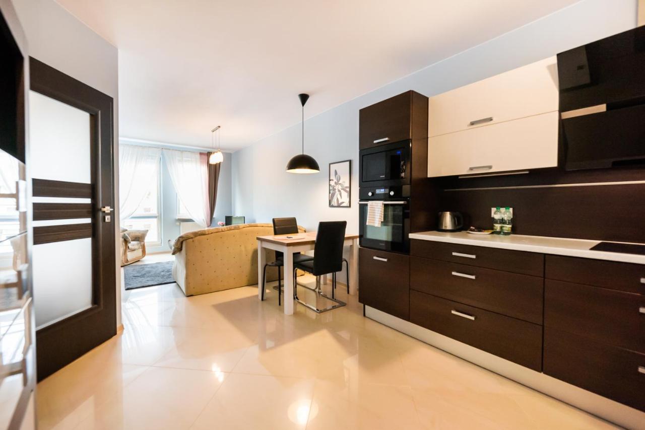 Wola Pleasure Place Apartment Варшава Екстериор снимка