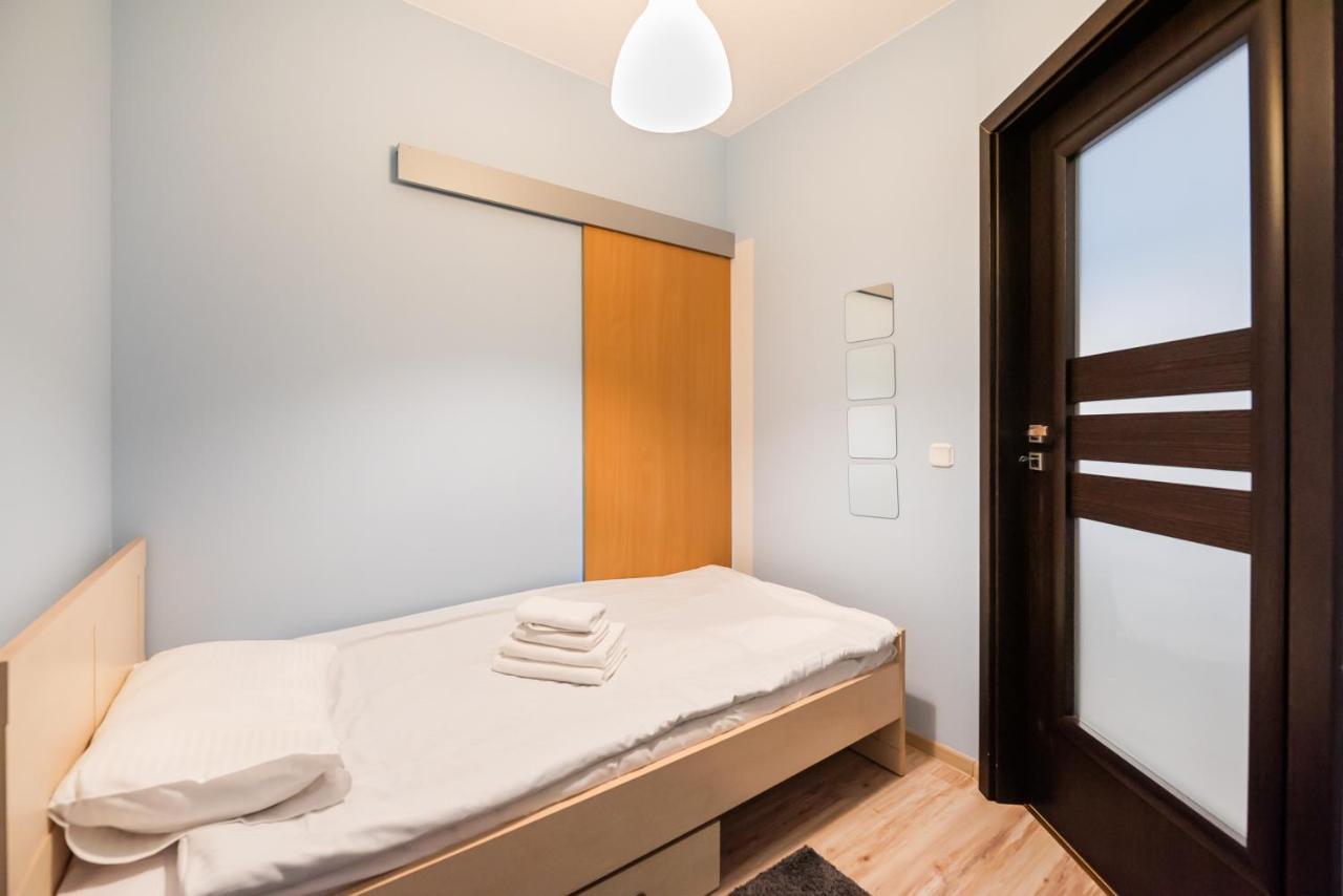 Wola Pleasure Place Apartment Варшава Екстериор снимка