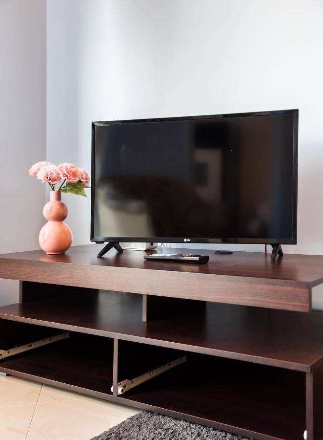 Wola Pleasure Place Apartment Варшава Екстериор снимка